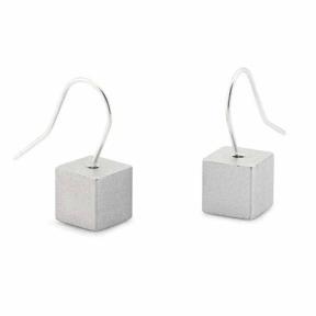 Clic Oorhangers O40 mat Kubus